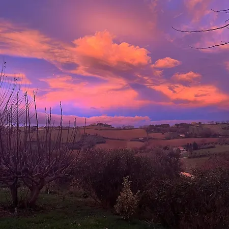 Tramonto Sul Mare * سينِغاليا